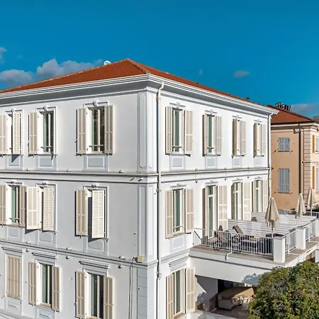 Szálloda Miramare Luxury Dependance