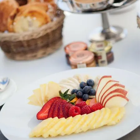 Luxury Ξενοδοχείο 3*