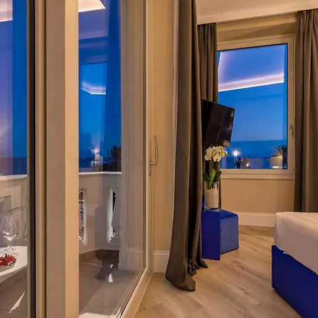Hotel Miramare Luxury Dependance 3*